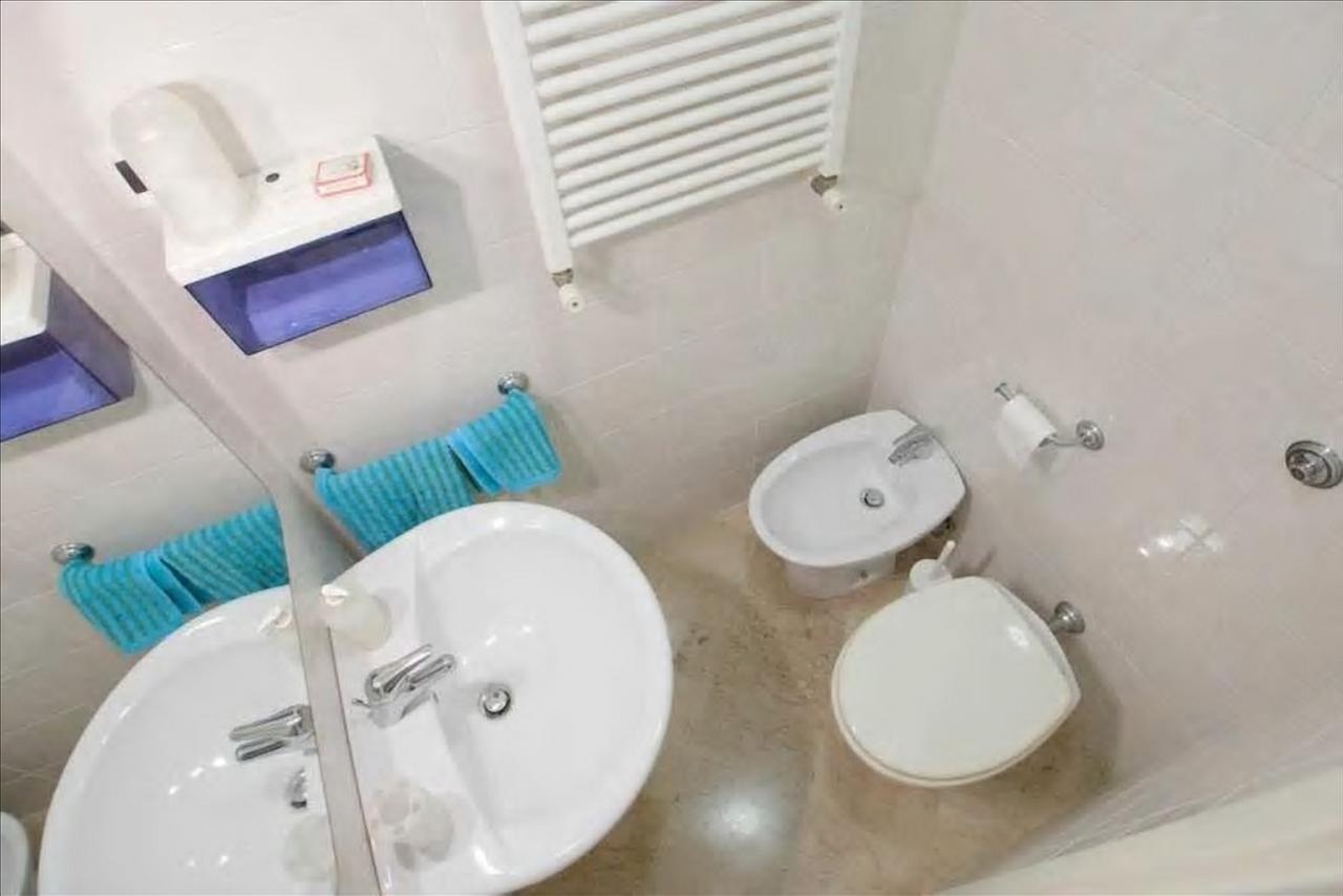 Holiday Jeans Apartment Roma Exterior foto